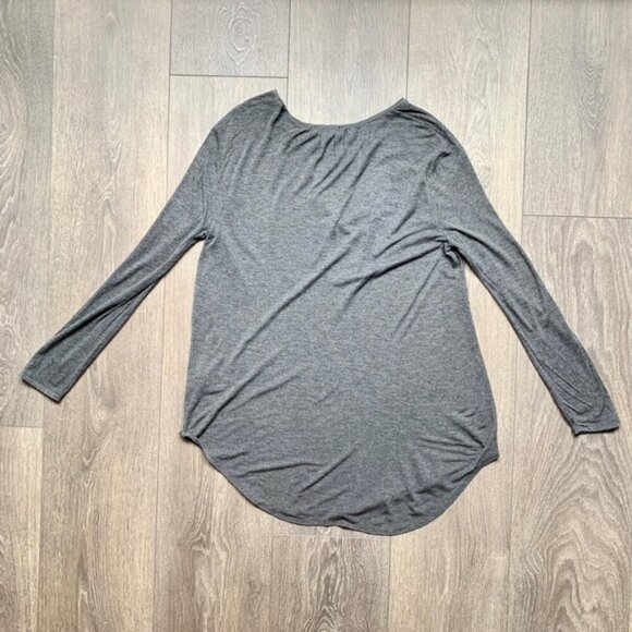 Aritzia Babaton Women's Top Blouse Charcoal Grey 3/4 Length Sleeve Size XS - Picture 10 of 16